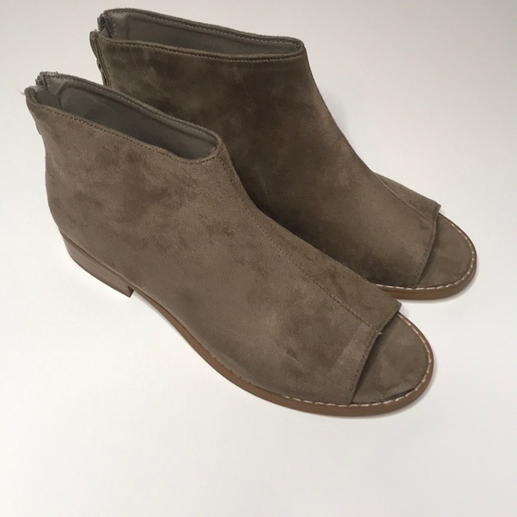 Shoes - Greige Open Toe Flat Ankle Boots